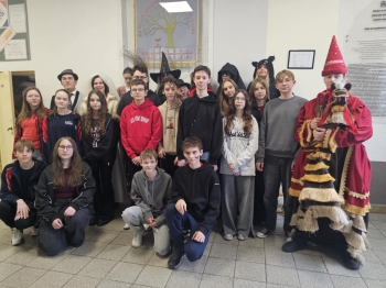 e4c75f93-56a5-429b-88fb-379e1ccd17d3