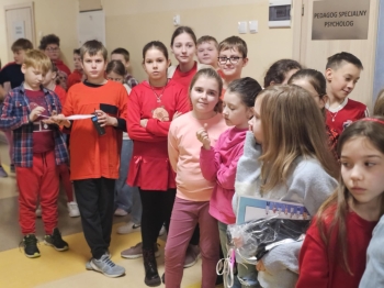 ac9f305d-6ecf-4f67-af64-9ba332b41af4