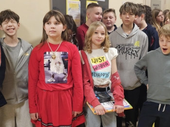 e3ea4b45-8aa0-4dfd-9468-2df52b3c93a9