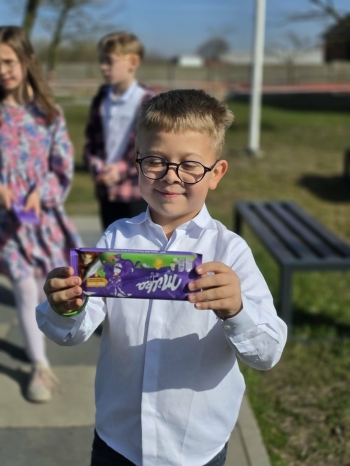 4eee63ed-e751-4af4-8d56-834cf29fa2ab