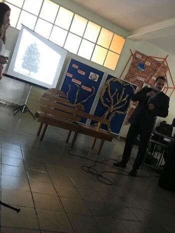 32630989_2056579327930260_924603371023761408_n