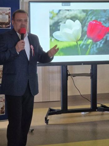 bbc704ef-8e7d-403d-9097-1fe290585881