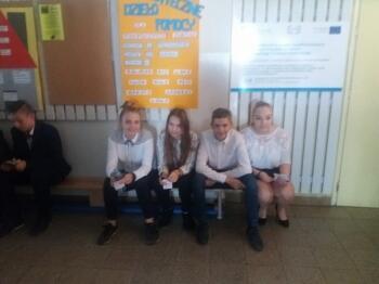 30739126_1680173118737155_8912747606732439552_n