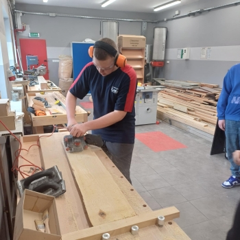 06554d62-ba08-40c2-98b1-ed53f5fbd2d8