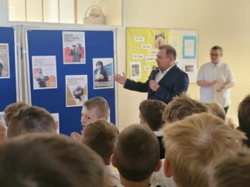 487415302_1327144385160840_1288875913676288014_n