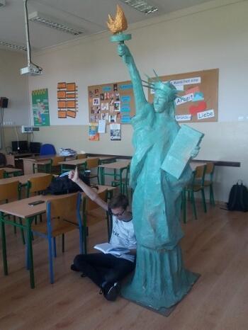 34723636_1735844486503351_7150136931609739264_n