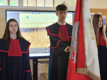 aa78b85b-0231-4730-bd52-d469b324e833