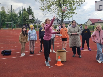 309ba26b-6edf-42d6-8998-df33775bd9e0