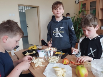 6f56c825-f332-4ef0-a601-bbaa41f22185