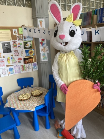 78b8e085-317b-4dcd-9798-9477625a9a0a