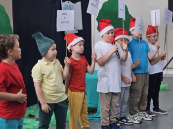 d8fa7a0f-0134-417f-8c6f-a165b4f93872