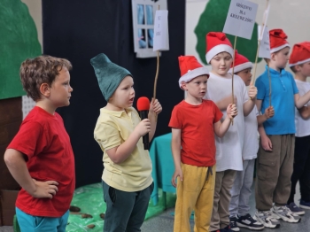 0b978235-2301-4a8b-bb7e-2bd4c1e68a9d