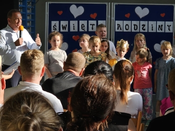 434c6c27-7c30-4a77-bc6b-f1ad13b0f33e