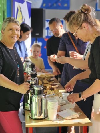 06feb11e-f204-4fb4-a242-ac95b279aff3