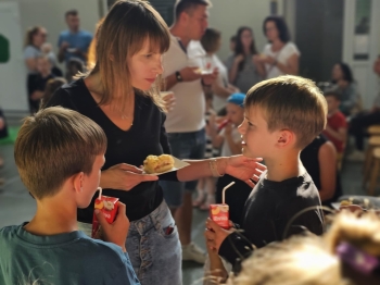 9da63f49-d191-4830-afc7-1f3c49496be0