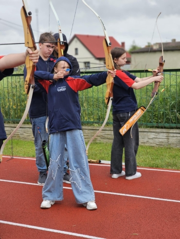 f8ce28e1-8ff6-487a-9892-d64246c5561d