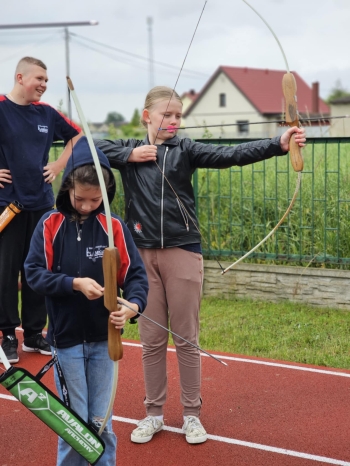 c4cba58b-4372-415e-bbd3-19de775f206f