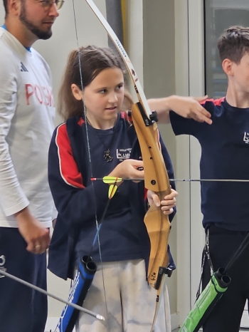 5574f933-5dab-4fb1-8b8b-fa4911e1ff9d