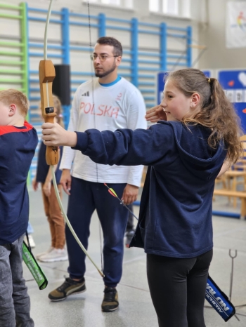 ebebc9cc-fa64-46bb-8833-c1218e3bd95a