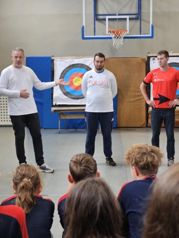 d2f8c169-2613-4bef-ad6b-b90cd30f4b21