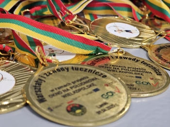 a3e7f000-930e-491a-b635-c3cd795bc0de