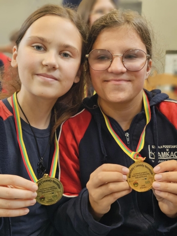 2aaac766-ea61-4839-a325-d01d35e6ba9c