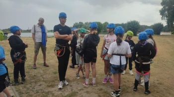 a93ddf3d-ed10-450a-b807-00aa00a06403