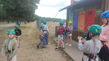 f253fc70-2300-4b73-9ccc-8bca663560d8