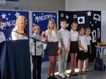 f1117749-5555-43d4-adc0-a8c552f71e7c