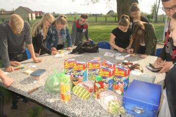 czekaja tangramy i nagrody (1).JPG