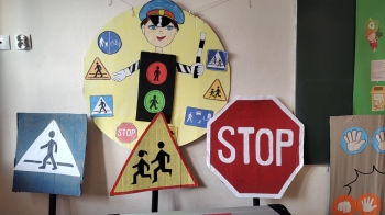 c4d00e59-ecd6-4c5b-b95d-981453aa8b1c