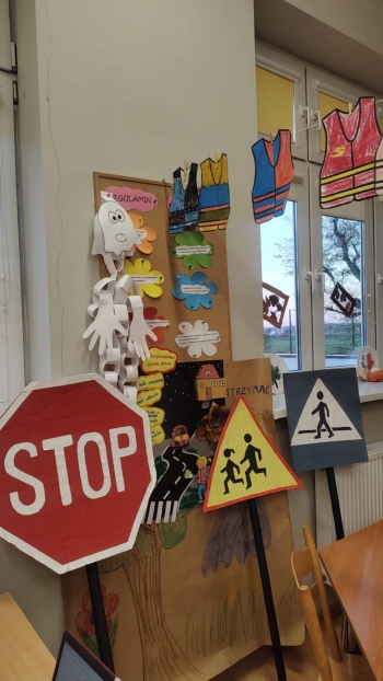 15d71c8d-c5e4-4475-9e73-137d74258554