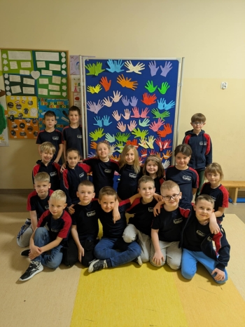 38da7502-028a-40bd-832b-036456e73cec