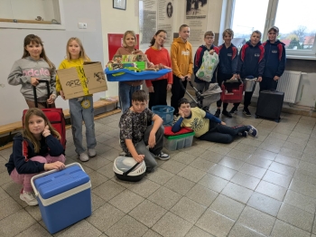 7f79e100-1074-4613-bcca-df88a268163d